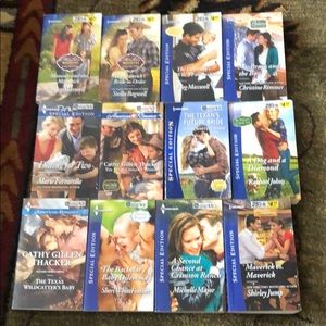 Lot of 12 Harlequin romance novels